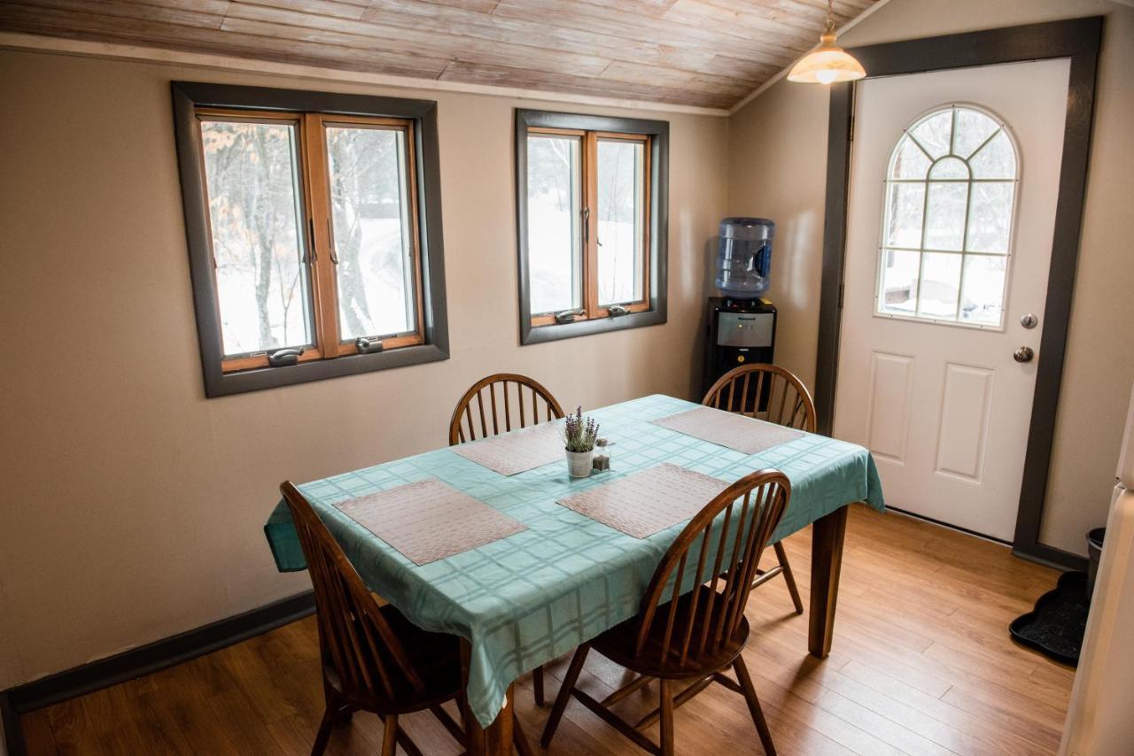 Brook Road Cabin Goshen Екстериор снимка